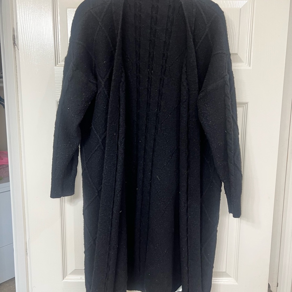 Women's Black Cable Knit Sweater